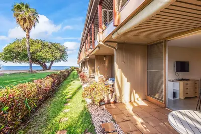 Image de Ground Floor Condo with WiFi, Lanai, Shared Pool, and Beach Access