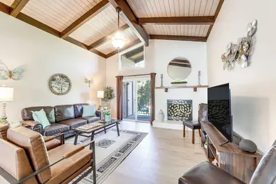 Image de Mtn-View Condo w/ Hot Tub Access in Sedona!