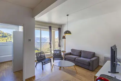 Image de Appartement rénové 8 pers, terrasse, ski, wifi