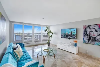 Image de First Class! Located Only 3 Miles To South Miami Beach! , 2 Bedroom Condo