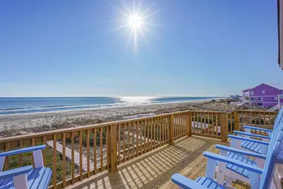Image de Oceanfront Escape - Stunning Views, Private Beach Access & Spacious Living