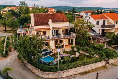 Image de Appartement de vacances avec vue mer et piscine