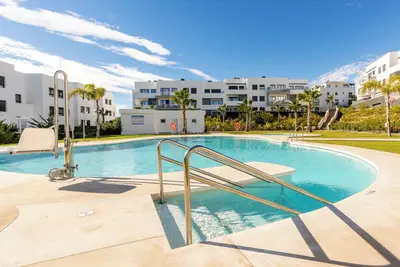 Image de Appartement \"Torre del Mar - 003\" près de la plage avec piscine partagée et Wi-Fi