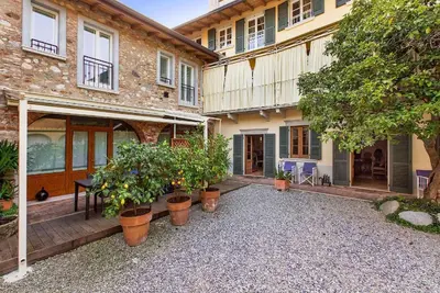 Image de Appartement de vacances San Felice del Benaco pour 1 - 5 personnes avec 1 chambre Ă coucher - Logeme