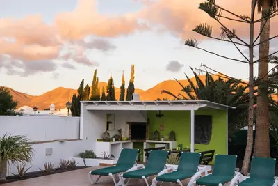 Image de Maison de vacances Playa Blanca pour 1 - 6 personnes avec 3 chambres à coucher - Maison jumelée