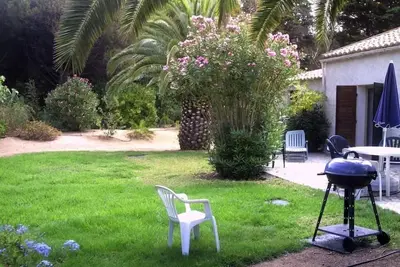 Image de Villa with land, close to the sea, beach, tennis court. . .