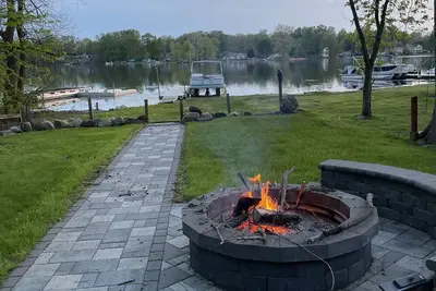 Image de 2 Br Cottage on all sports lake 10 minutes from downtown Ann Arbor