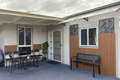 Image de Cozy 3br+ free dryer+ free parking-lockable front gate
