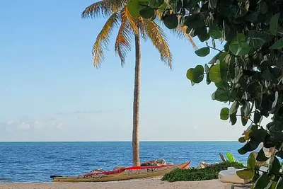 Image de Ocean front with private beach and pool