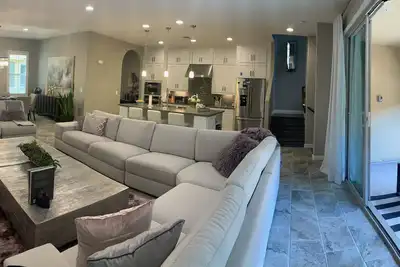 Image de Location Location Location. . . !