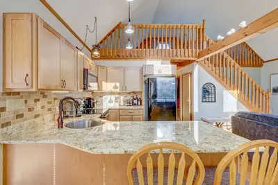 Image de Pocono home: 5 star community golf, lakes, game room. Buy 2 nights get 1 free!