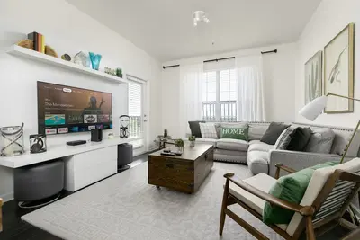 Image de New Lakefront - 3 Bedroom/2 Bath - International Dr, Convention Center-Caribbean