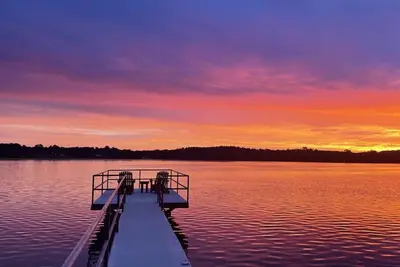 Image de Escape on Lake Greenwood: Kayaks, Beach, Pier, Firepit, Putting Green, & More!