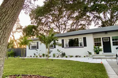 New! Dunedin1-Block to Waterfront & Pinellas Trail, Walk Downtown