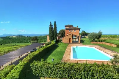 Image de Belle ferme de vacances près de Montepulciano avec piscine