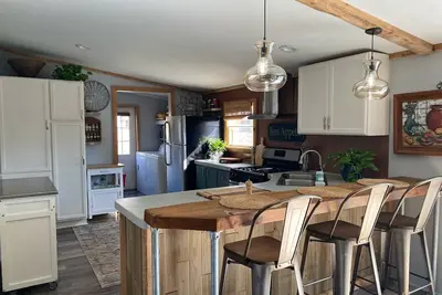 Image de Enchanting Private Property! Minutes from fine dining, award winning breweries!