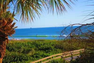 Image de Sandals Beachside Condo, Heated Pool, Amenities And Great Location