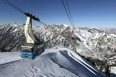 Snowbird Cliff Club \/ Ski in -Ski out! February 8 – 15, 2025; sleeps up to 4