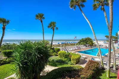 Image de Do you wanna build a Sandcastle Unit 206 (3/2 condo with direct Gulf of Mexico views)