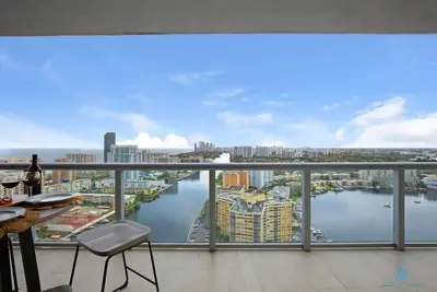 Image de Infinite View| Balcony+ Amazing Pool+ Near Beach