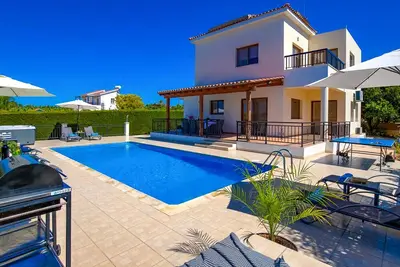 Image de Villa Katerina, 4 Bed, 4 Bath, Private Pool, 5 Min Drive To Beach & Amenities