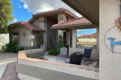 Image de Centrally located fully furnished home in Sun City West!