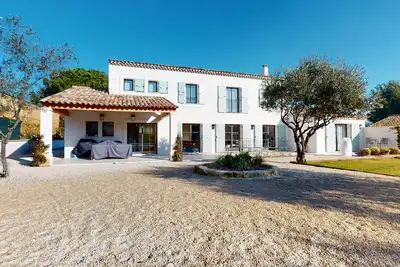 Image de Bastide provençale