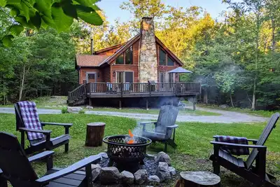 Image de Log Cabin Escape Close to Skiing & Shops