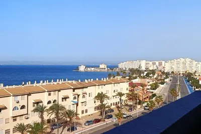 Image de Appartement vue mer avec piscine commune