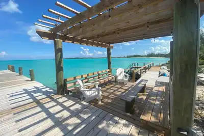 Image de Waterfront Retreat with Pool and Dock on Hoopers Bay! ! !