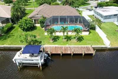 Image de House With A Boat–Your Private Waterfront Resort