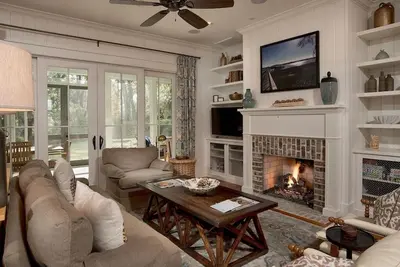 Image de Calibogue Sound Cottage - 3 bedroom Wilson Village!