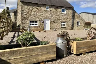 Fenns Barn, Peak District barn conversion, 10min walk to local pub