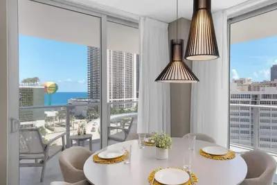 Image de * Wrap Around Balcony|Paradise Beach & Amazing Pools