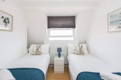 Image de Appartement-Salle de bain privée séparée- 9