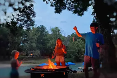 Image de #K Son's Blue River Camp - Glamping Cabin w\/ 2 Queen Beds