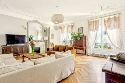Image de Luxueux haussmannien apt 4 chambres 3 sdb 165m2 / 2 lits king 2 lits queen size