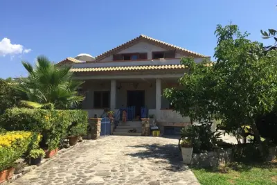 Image de A really cute and tasteful apartment just 200 meters from the sandy beach.