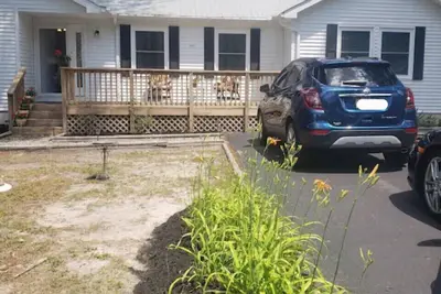 Image de Open-spaced Beach House - 3 Bed, 2 Bath
