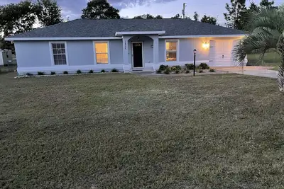 Image de Beautiful and Cozy 3 Bedroom Home