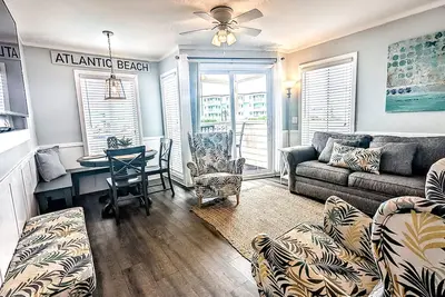 Image de First-Floor Condo with Balcony, WiFi & Shared Hot Tub, Pools, Tennis, Putt-Putt
