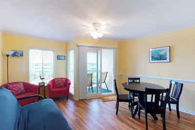 Image de Wonderful Third-Floor Suite in Beachfront Complex w/Shared Pools & Hot Tubs