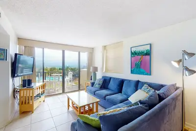 Image de Oceanfront, 2nd-Floor Condo with Balcony, Ocean View & Shared Hot Tub/Pools
