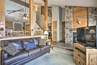 Image de Ski-In/Ski-Out Retreat: Walk to Granby Ranch!