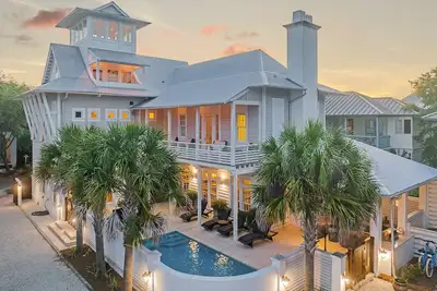 Image de St Ivory|Private Community Beach Access|Private Heated Pool