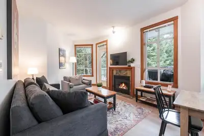 Image de Central location spacious 2 Bdr | Bbq | Pet friendly | Free parking
