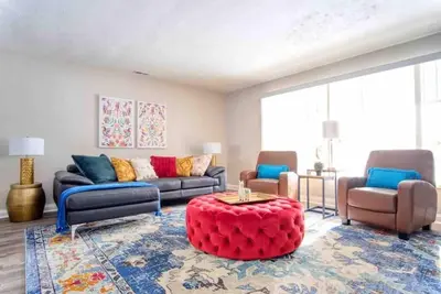 Image de Cozy 3 Bedroom Home - Close To Everything Downtown