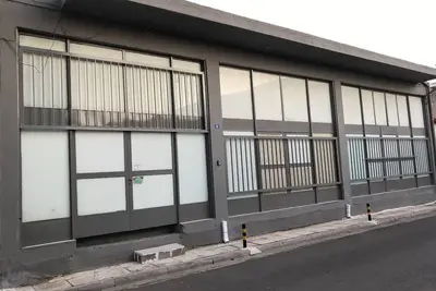 Image de Factory alternative accommodation.