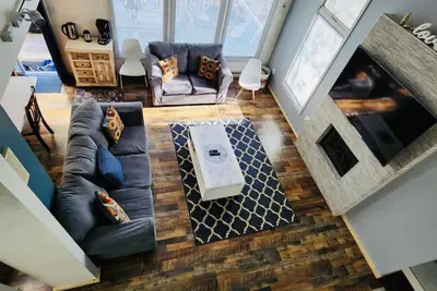 Image de Cozy townhouse w/Gameroom, Pool, Beach, Kayak, Sail