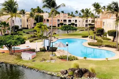 Starfish Beach Penthouse, Tortuga Properties